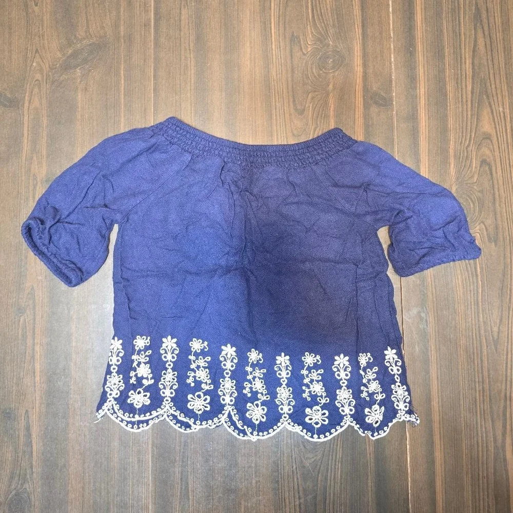 Girls Old Navy Blouse Blue White Embroidered Size S